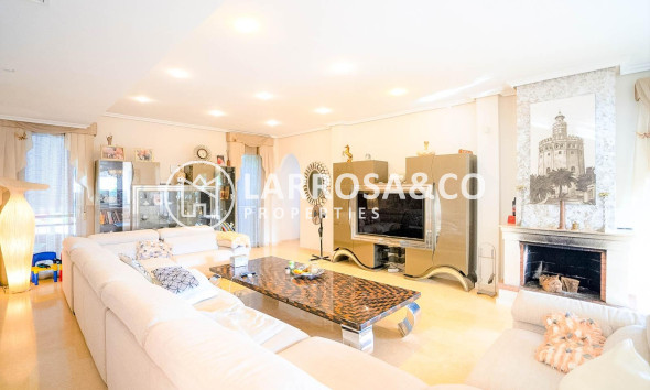 Herverkoop - Villa - Torrevieja - Torre la mata