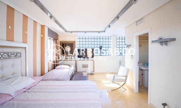 Herverkoop - Villa - Torrevieja - Torre la mata