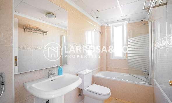 Herverkoop - Villa - Torrevieja - Torre la mata