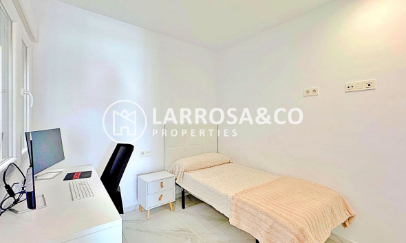 A Vendre - Semi-detached house - Torrevieja - Costa Blanca