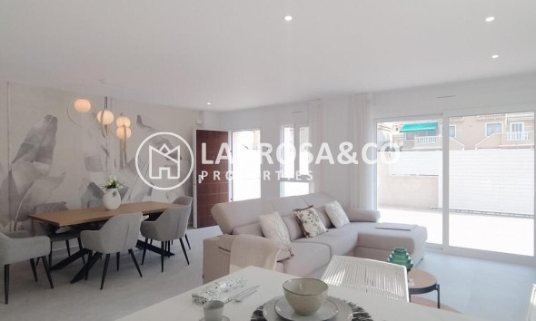Resale - Apartment - Torrevieja - Torreblanca