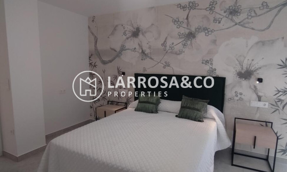 Resale - Apartment - Torrevieja - Torreblanca