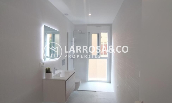 Resale - Apartment - Torrevieja - Torreblanca