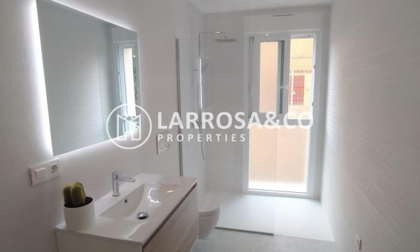 Resale - Apartment - Torrevieja - Torreblanca