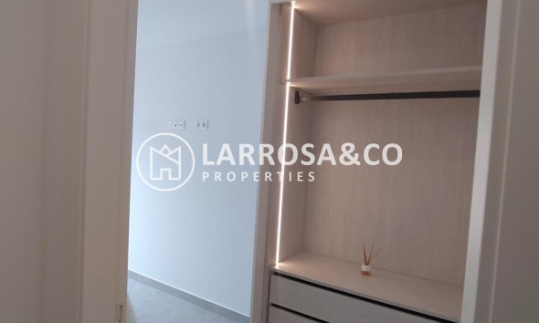 Resale - Apartment - Torrevieja - Torreblanca