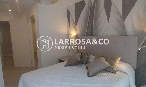 Resale - Apartment - Torrevieja - Torreblanca