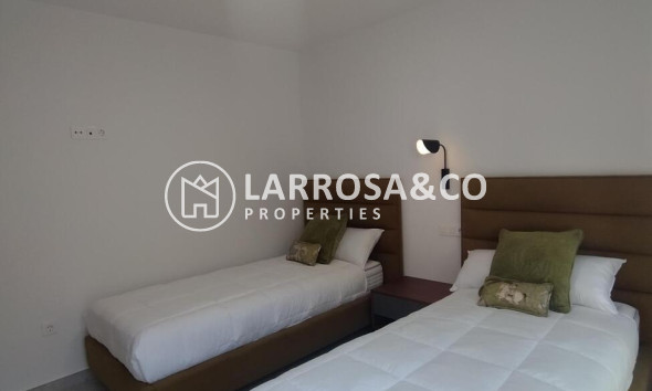 Resale - Apartment - Torrevieja - Torreblanca