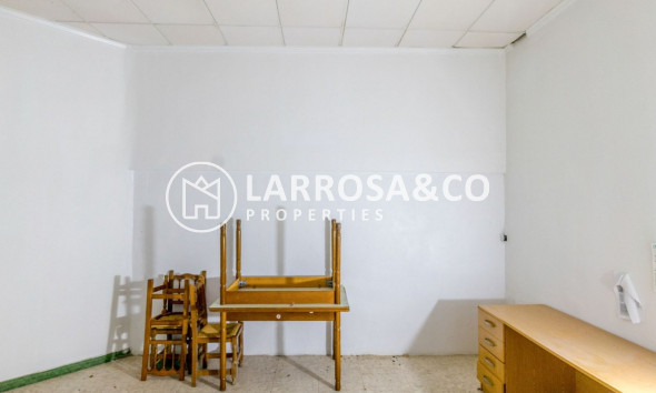 A Vendre - Commercial space - Torrevieja - Costa Blanca