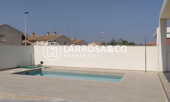 Resale - Villa Penthouse - Torrevieja - Aguas Nuevas