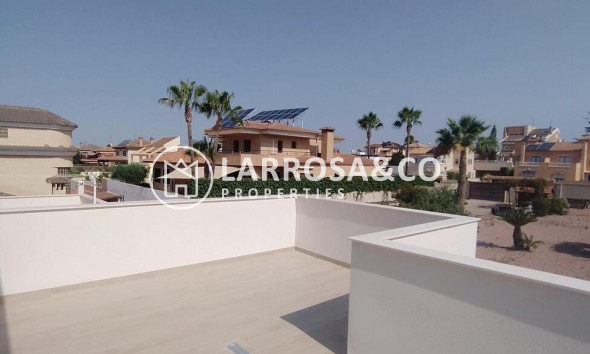 Resale - Villa Penthouse - Torrevieja - Aguas Nuevas