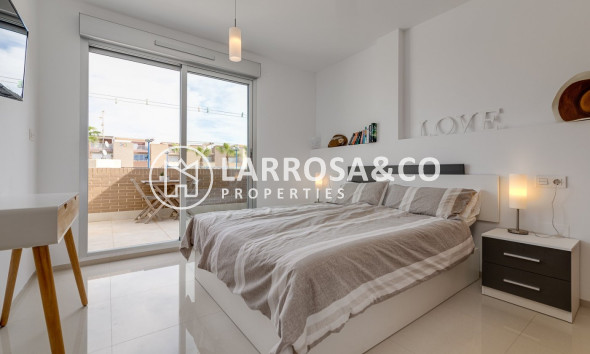 A Vendre - Semi-detached house - Torrevieja - Sector 25