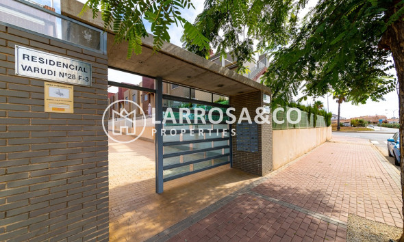 A Vendre - Semi-detached house - Torrevieja - Sector 25