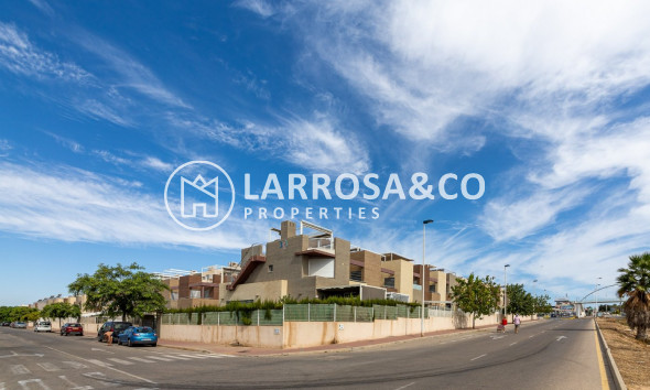 A Vendre - Semi-detached house - Torrevieja - Sector 25