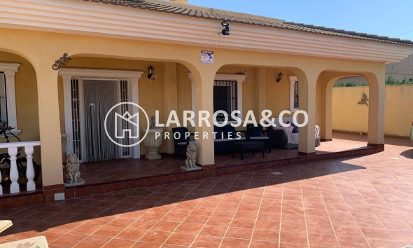 Resale - Detached House/Villa - Torrevieja - Los Balcones - Los Altos del Edén