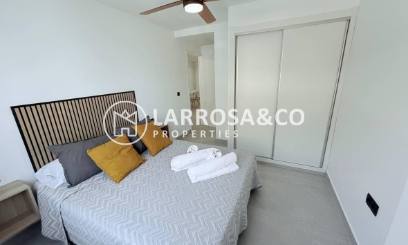 Resale - Apartment - Torrevieja - La Mata