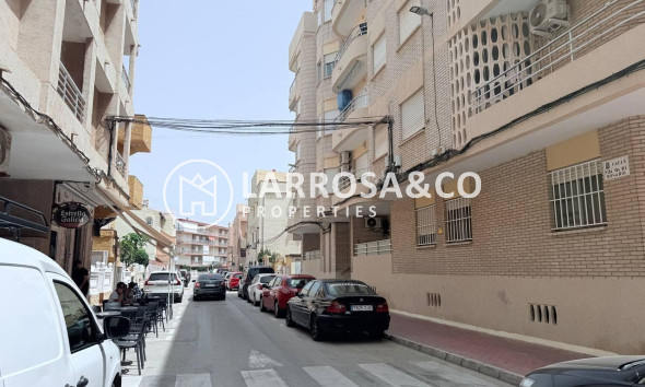 Resale - Apartment - Torrevieja - La Mata