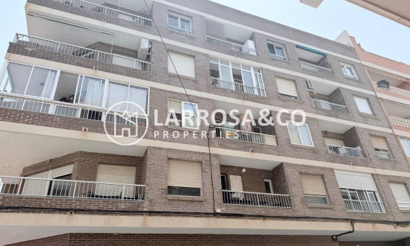 Resale - Apartment - Torrevieja - La Mata