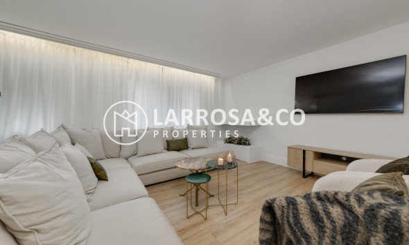 Herverkoop - Apartment - Torrevieja - Playa del cura