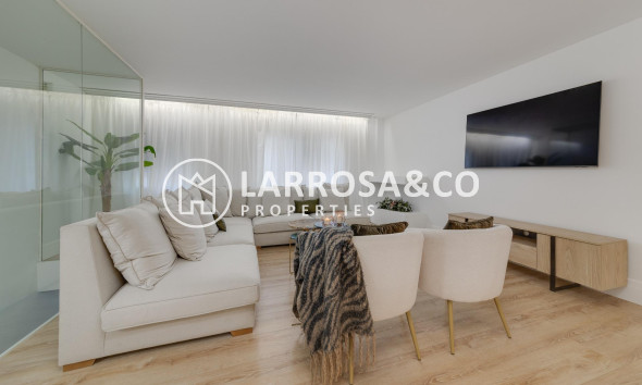 Herverkoop - Apartment - Torrevieja - Playa del cura