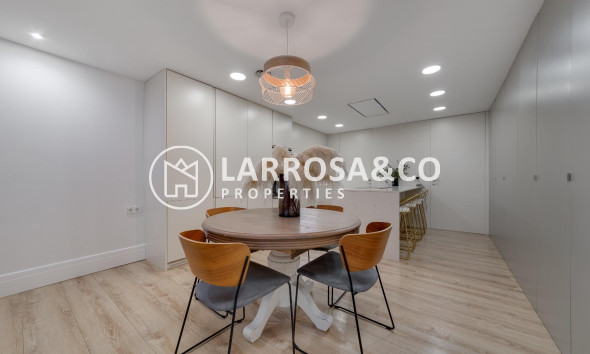 Herverkoop - Apartment - Torrevieja - Playa del cura