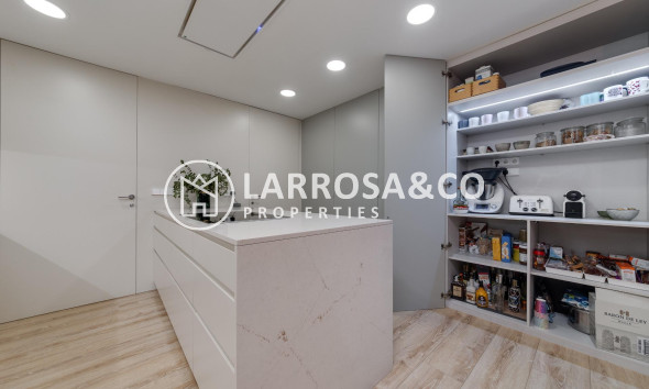 Herverkoop - Apartment - Torrevieja - Playa del cura