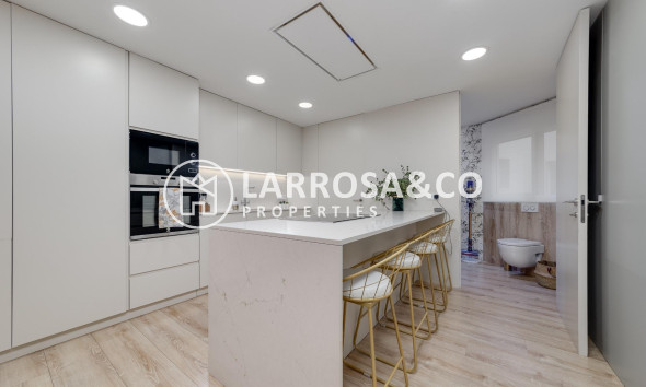 Herverkoop - Apartment - Torrevieja - Playa del cura