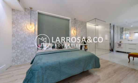 Herverkoop - Apartment - Torrevieja - Playa del cura