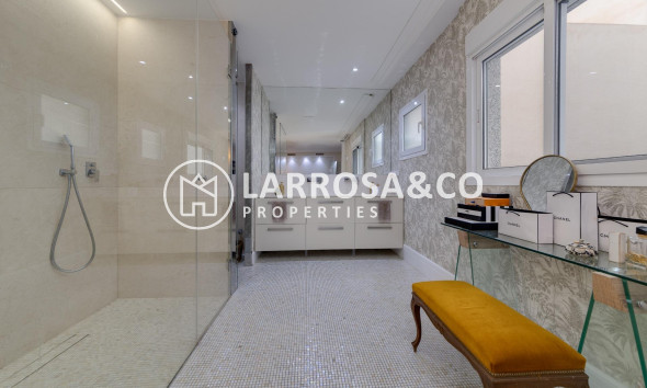 Herverkoop - Apartment - Torrevieja - Playa del cura