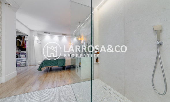 Herverkoop - Apartment - Torrevieja - Playa del cura