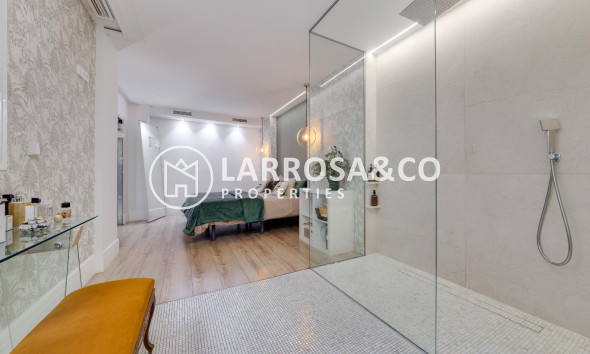 Herverkoop - Apartment - Torrevieja - Playa del cura