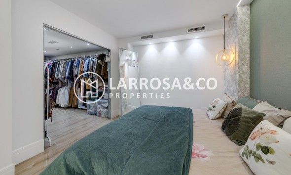 Herverkoop - Apartment - Torrevieja - Playa del cura