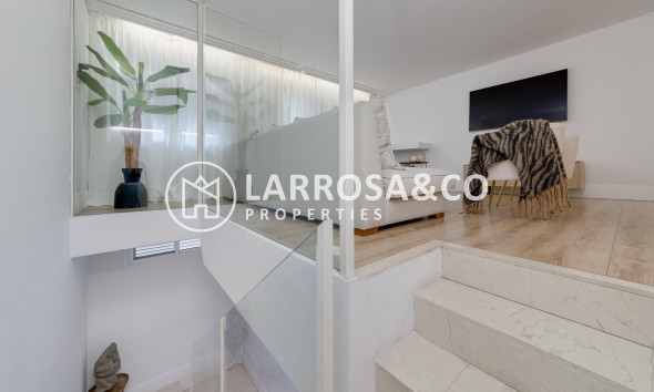 Herverkoop - Apartment - Torrevieja - Playa del cura