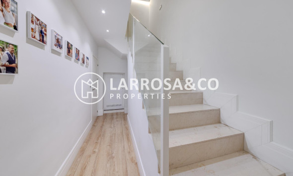 Herverkoop - Apartment - Torrevieja - Playa del cura