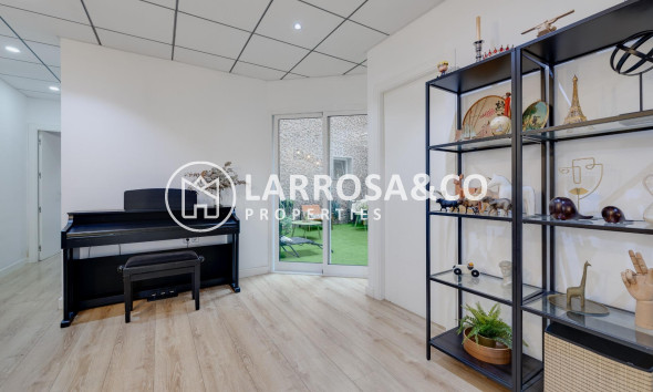 Herverkoop - Apartment - Torrevieja - Playa del cura