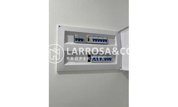 Resale - Apartment - Torrevieja - La Mata