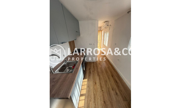 Resale - Semi-detached house - Torrevieja - La Siesta - El Salado - Torreta