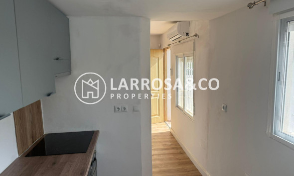 Resale - Semi-detached house - Torrevieja - La Siesta - El Salado - Torreta