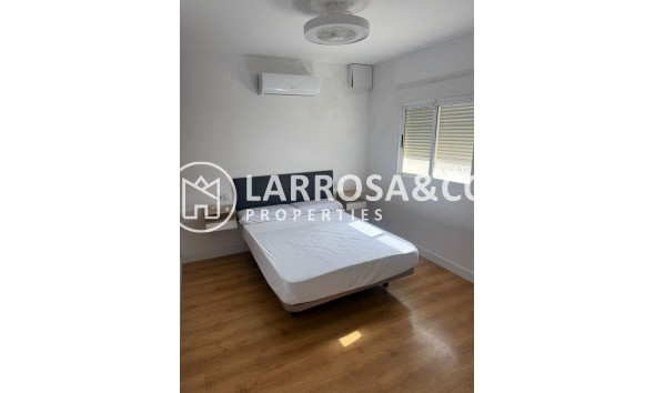 Resale - Semi-detached house - Torrevieja - La Siesta - El Salado - Torreta