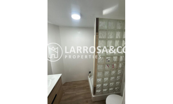 Resale - Semi-detached house - Torrevieja - La Siesta - El Salado - Torreta