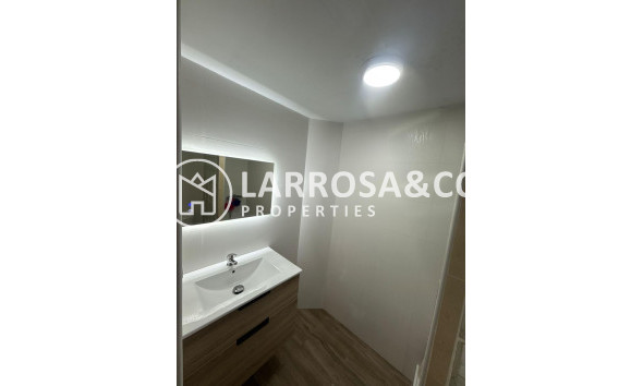 Resale - Semi-detached house - Torrevieja - La Siesta - El Salado - Torreta