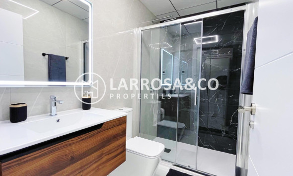 Reventa - Apartamento - Torrevieja - Playa del cura