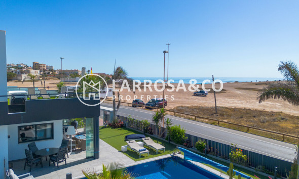 Reventa - Chalet - Torrevieja - Rosaleda