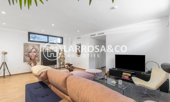 Reventa - Chalet - Torrevieja - Rosaleda