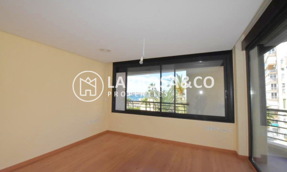 Herverkoop - Apartment - Torrevieja - Centro - Muelle Pesquero