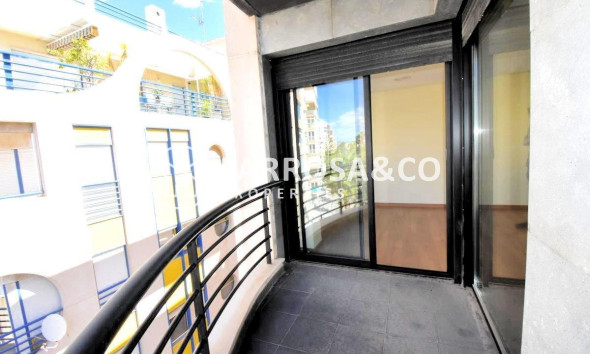 Herverkoop - Apartment - Torrevieja - Centro - Muelle Pesquero