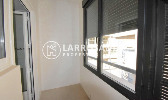 Herverkoop - Apartment - Torrevieja - Centro - Muelle Pesquero