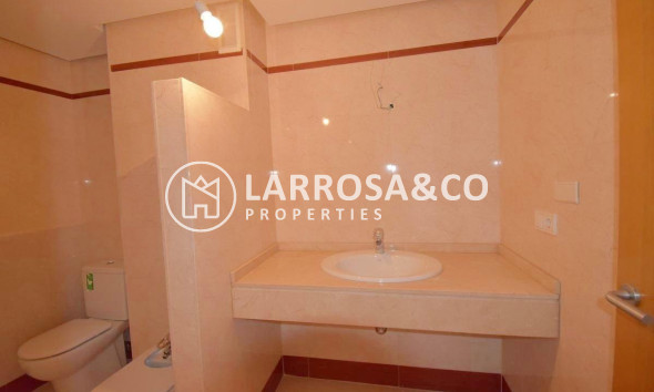 Herverkoop - Apartment - Torrevieja - Centro - Muelle Pesquero