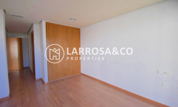 Herverkoop - Apartment - Torrevieja - Centro - Muelle Pesquero