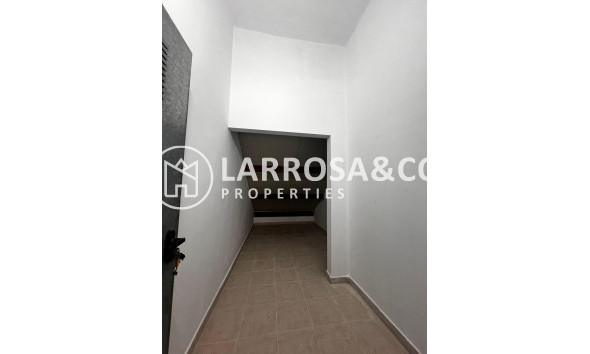 Herverkoop - Apartment - Torrevieja - Centro - Muelle Pesquero