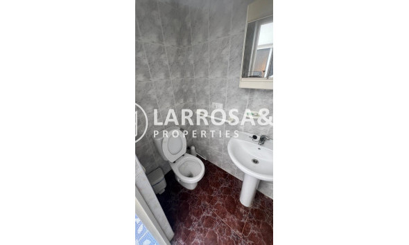 Resale - Semi-detached house - Torrevieja - Estacion de autobuses